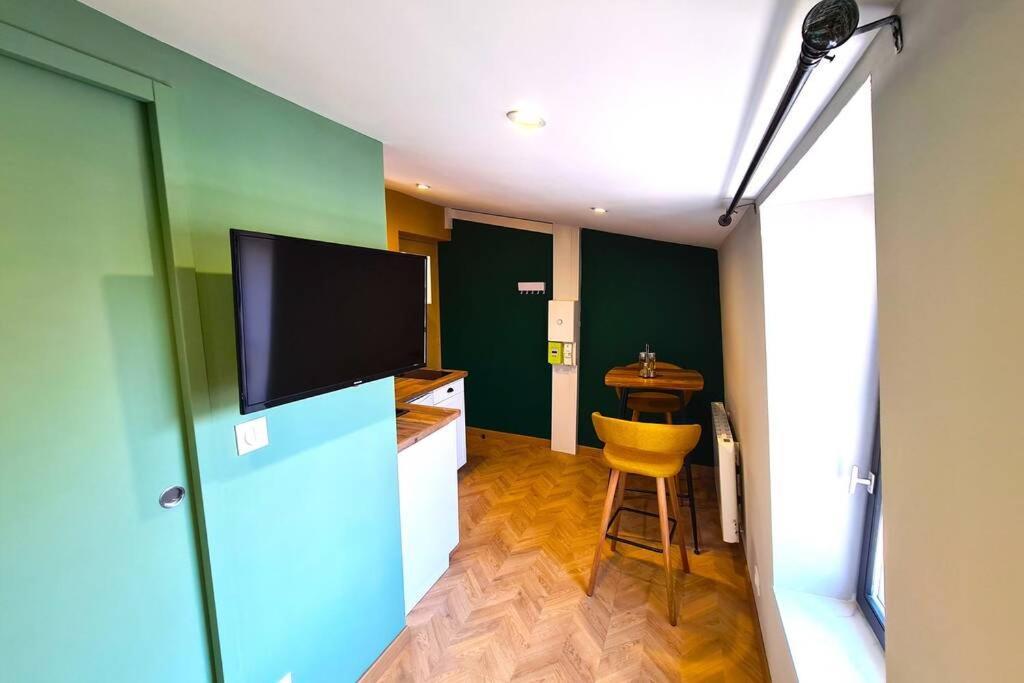 Le Cocon Valenciennois - Hypercentre - Netflix - Toutes Chaines Tv - Vieux Valenciennes Exterior photo